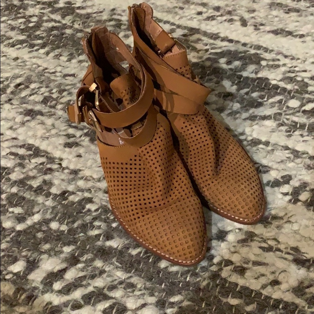 Jeffrey Campbell Everly Perforated Bootie (tan)